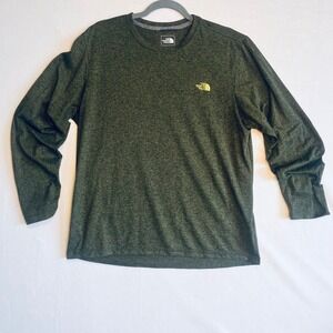 The North Face Mens LG. Athletic focused tshirt green weathered hiking running‎